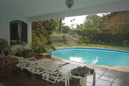 Casa à venda com 5 quartos, sendo 4 suítes, em Alto da Boa Vista, São Paulo, SP