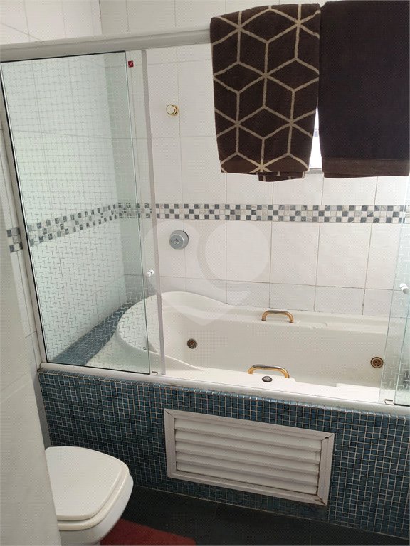 Casa à venda com 3 quartos, sendo 1 suíte,  em Parque Novo Mundo, São Paulo, SP