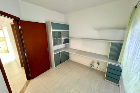 Casa Térrea à venda com 3 quartos, sendo 1 suíte,  em Cidade Universitária, Campinas, SP