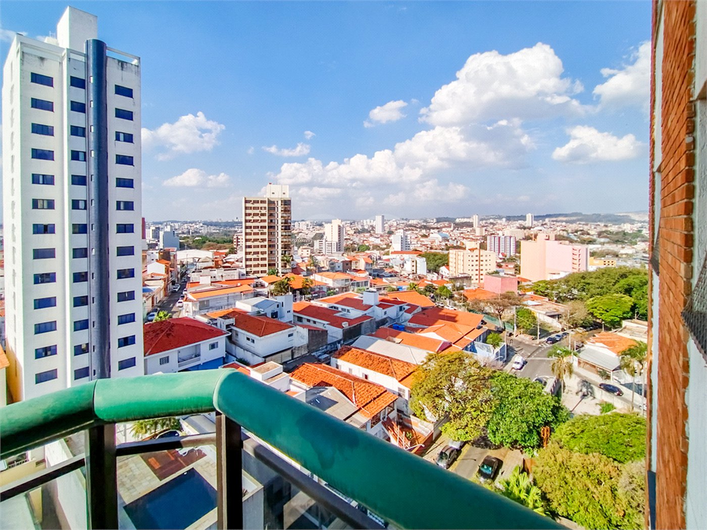 Apartamento à venda com 4 quartos, sendo 3 suítes, no Centro, Sorocaba, SP