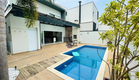 Casa à venda com 3 quartos, sendo 1 suíte, no condomínio Sun Lake, Sorocaba - SP