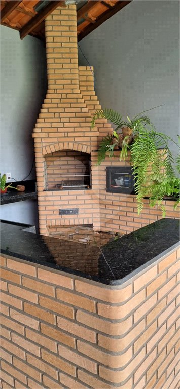 Casa à venda com 3 suítes no condomínio Residencial dos Lagos, Itupeva - SP
