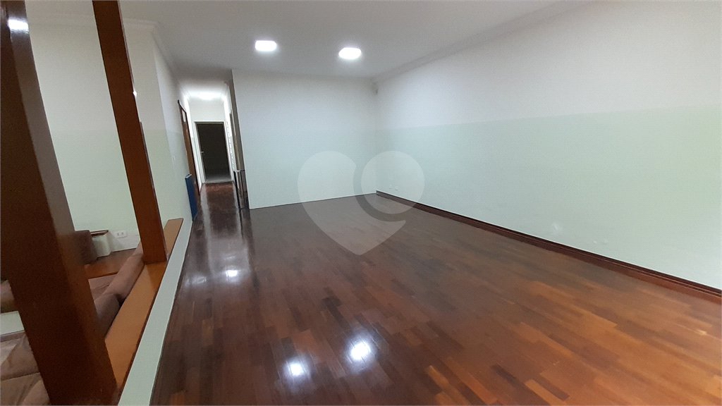 Sobrado para alugar com 5 quartos, sendo 3 suítes, em Jardim do Mar, São Bernardo do Campo, SP