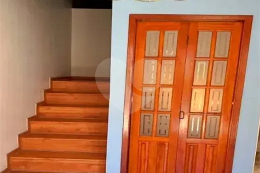 Sobrado à venda com 3 quartos, sendo 1 suíte, em City Recanto Anastácio, São Paulo, SP
