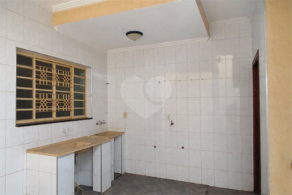 Casa à venda com 3 quartos, sendo 2 suítes,  em Jardim Maria do Carmo, Sorocaba, SP