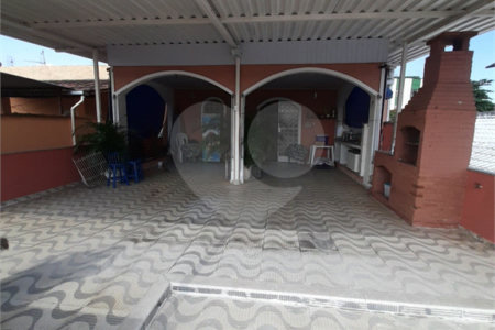 Casa à venda com 4 quartos, sendo 1 suíte, em Senador Camará, Rio de Janeiro, RJ