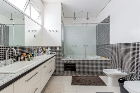 Casa à venda com 4 suítes em Alto da Lapa, São Paulo, SP