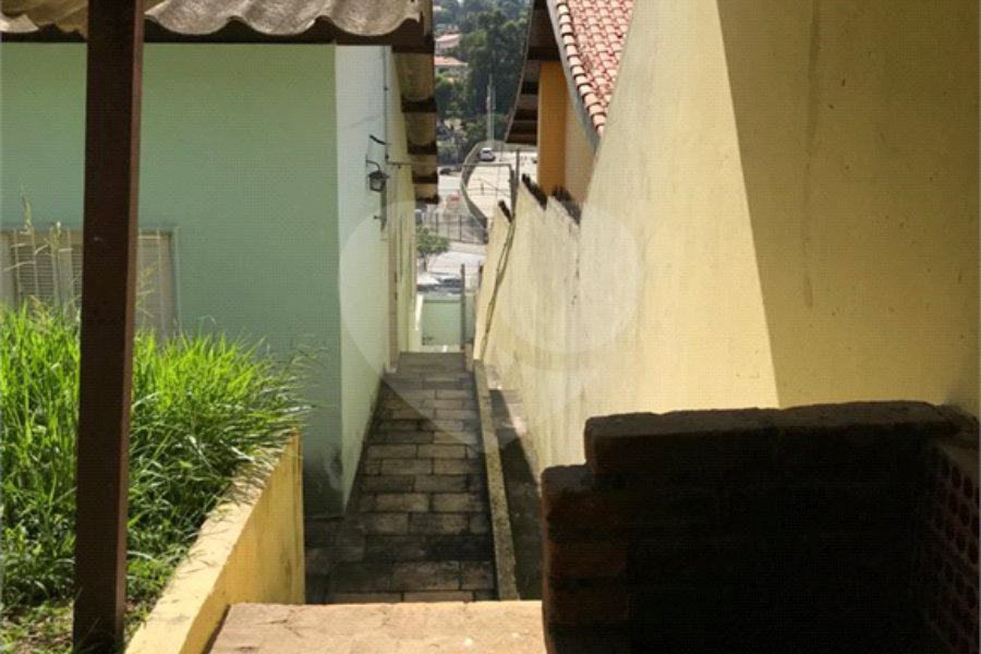 Casa à venda com 3 quartos, sendo 1 suíte, em Morumbi, São Paulo, SP