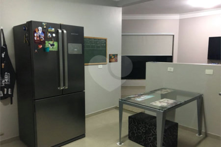 Sobrado à venda ou para alugar com 3 quartos, sendo 1 suíte, em Dos Casa, São Bernardo do Campo, SP