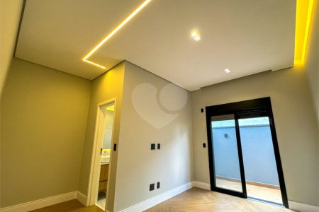 Casa à venda com 3 suítes no condomínio Jardim Vila Paradiso, Indaiatuba - SP