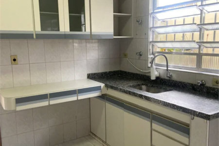 Espaçosa Casa Térrea para locação - Vila Ipojuca
