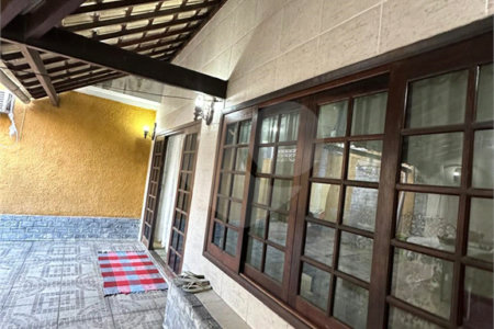 Casa à venda com 3 quartos em Santa Cruz, Rio de Janeiro, RJ