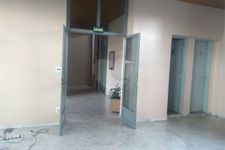 Apartamento à venda com 3 quartos, sendo 1 suíte,  no Centro, Mogi das Cruzes, SP