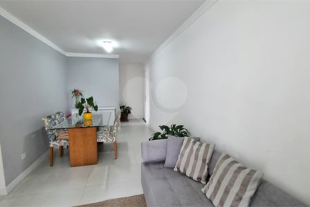 Apartamento à venda com 3 quartos, sendo 1 suíte, em Jardim Esmeralda, São Paulo, SP