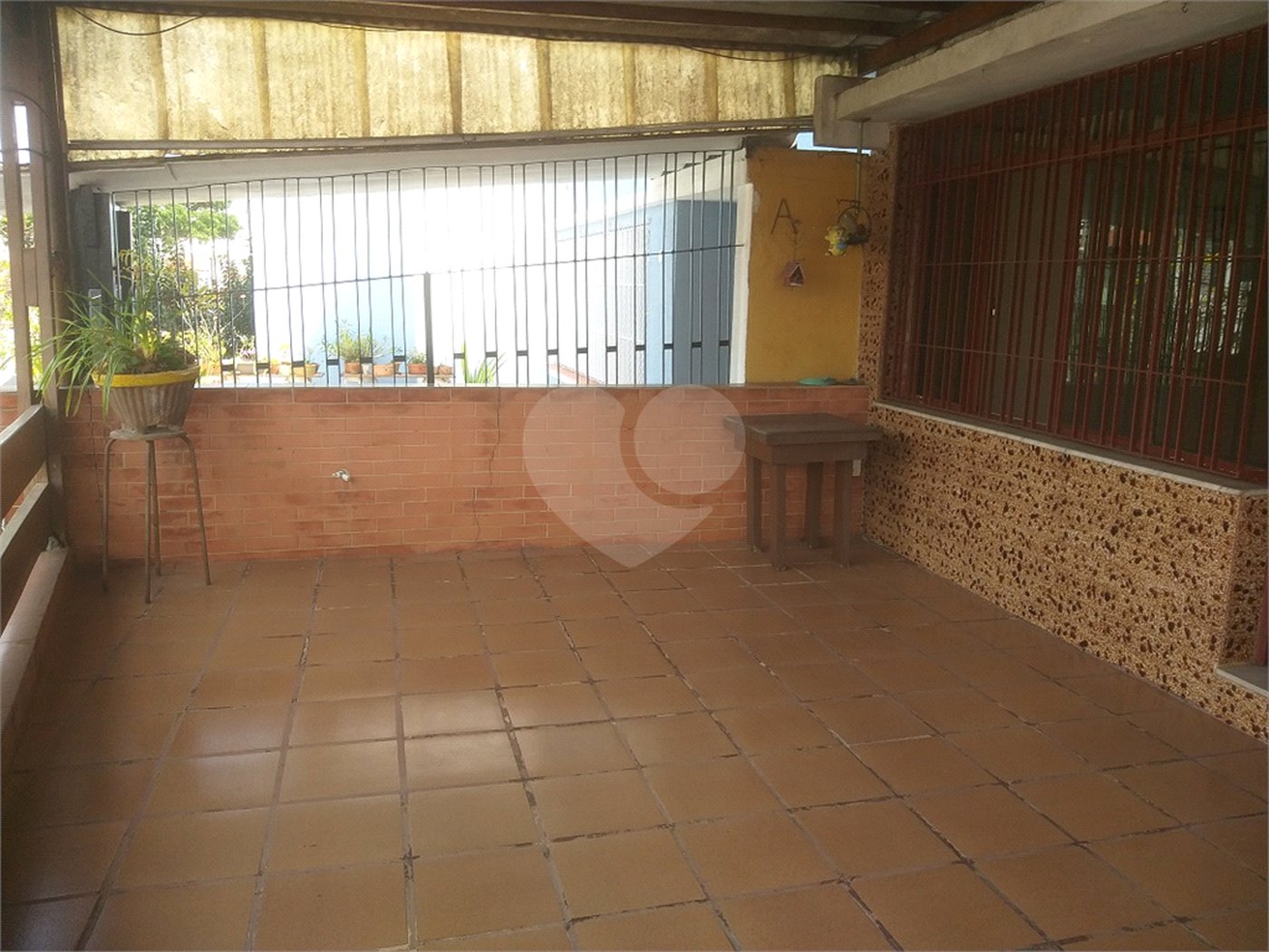 Casa à venda com 2 quartos, sendo 1 suíte, em Vila Gustavo, São Paulo, SP
