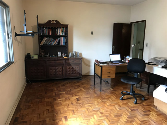Casa à venda com 5 quartos, sendo 2 suítes,  em Planalto Paulista, São Paulo, SP