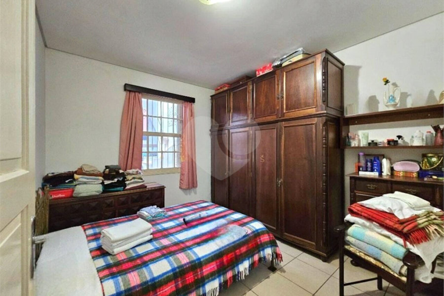 Casa à venda com 3 quartos, sendo 1 suíte,  em Horto Florestal, São Paulo, SP