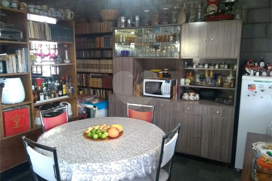 Casa à venda com 3 quartos, sendo 1 suíte, no condomínio Cinco Lagos, Mairiporã - SP