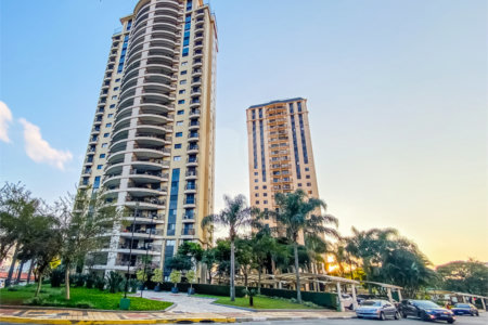 Apartamento à venda com 3 suítes em Alto da Boa Vista, São Paulo, SP