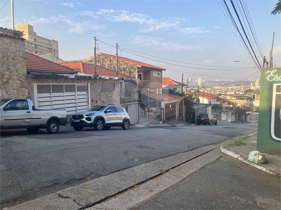 Casa Térrea à venda com 3 quartos em Vila Nivi, São Paulo, SP