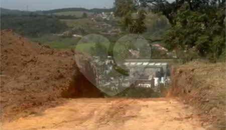 Terreno à venda em Vila Industrial, Bom Jesus dos Perdões, SP