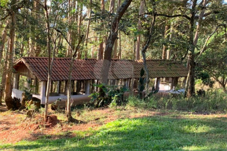 Casa à venda com 4 quartos, sendo 1 suíte, em Portal das Pedras-canedos (batatuba), Piracaia, SP