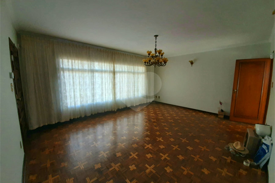 Casa à venda com 4 quartos, sendo 2 suítes, em Tucuruvi, São Paulo, SP