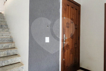 Casa à venda com 3 quartos, sendo 1 suíte, em Vila Harmonia, Araraquara, SP