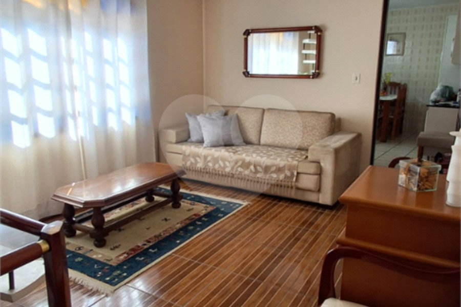 Casa à venda com 3 quartos em Jaraguá, São Paulo, SP