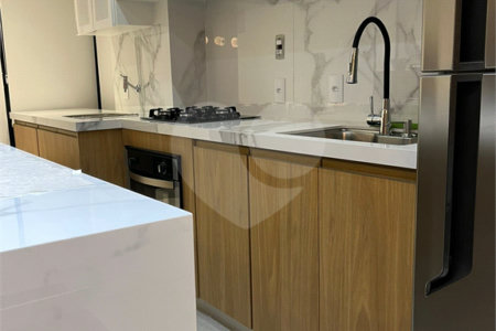 Apartamento à venda com 3 quartos, sendo 1 suíte, em Indianópolis, São Paulo, SP