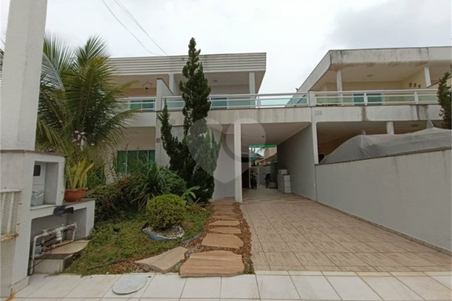 Casa à venda ou para alugar com 4 quartos, sendo 2 suítes,  em Morada da Praia, Bertioga, SP