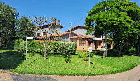 Casa à venda com 4 quartos, sendo 2 suítes,  no condomínio Vivendas do Lago, Sorocaba - SP