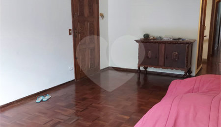 Casa à venda com 3 quartos, sendo 1 suíte, em Jabaquara, São Paulo, SP