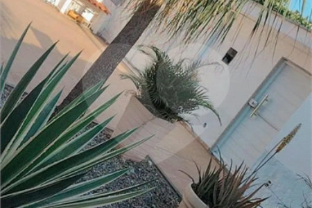 Casa à venda com 5 quartos, sendo 1 suíte, em Campo Grande, Rio de Janeiro, RJ