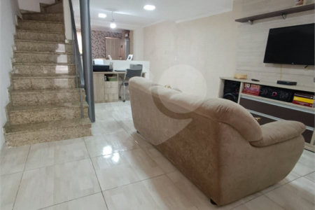 Sobrado à venda com 2 quartos em Vila Medeiros, São Paulo, SP