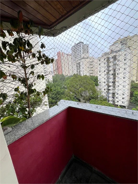 Apartamento à venda com 3 quartos, sendo 1 suíte,  em Jardim Londrina, São Paulo, SP
