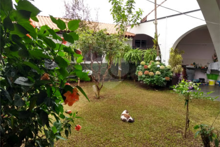 Sobrado à venda com 3 suítes em Jardim Realce, Suzano, SP