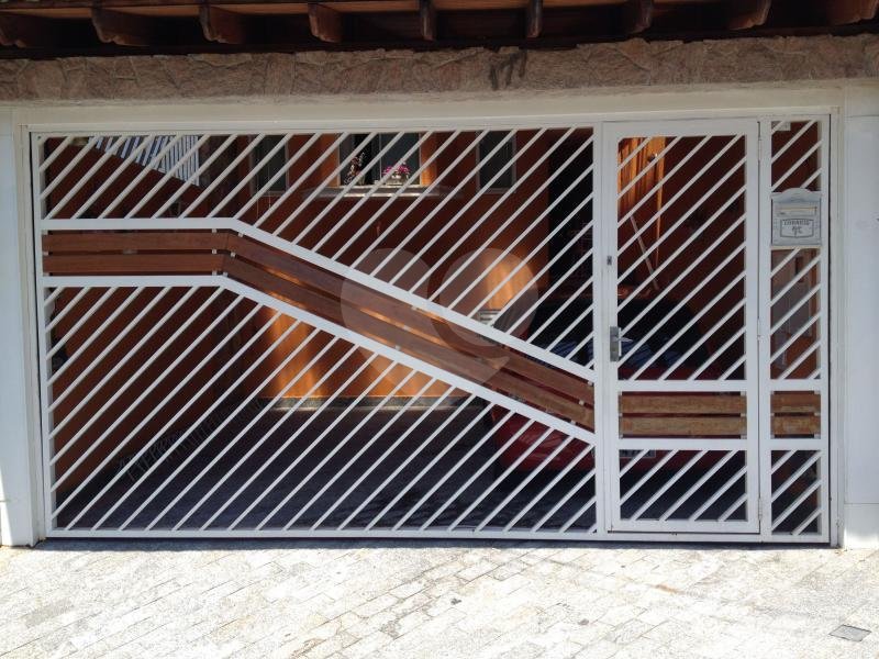 Sobrado à venda com 3 quartos, sendo 1 suíte, em Vila Nova Cachoeirinha, São Paulo, SP