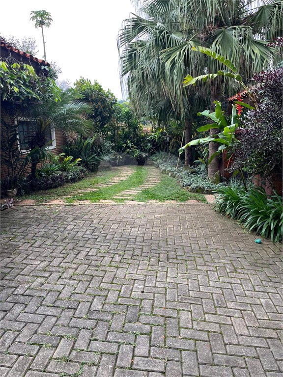 Casa Térrea para alugar com 3 suítes em Jardim do Lago, Atibaia, SP