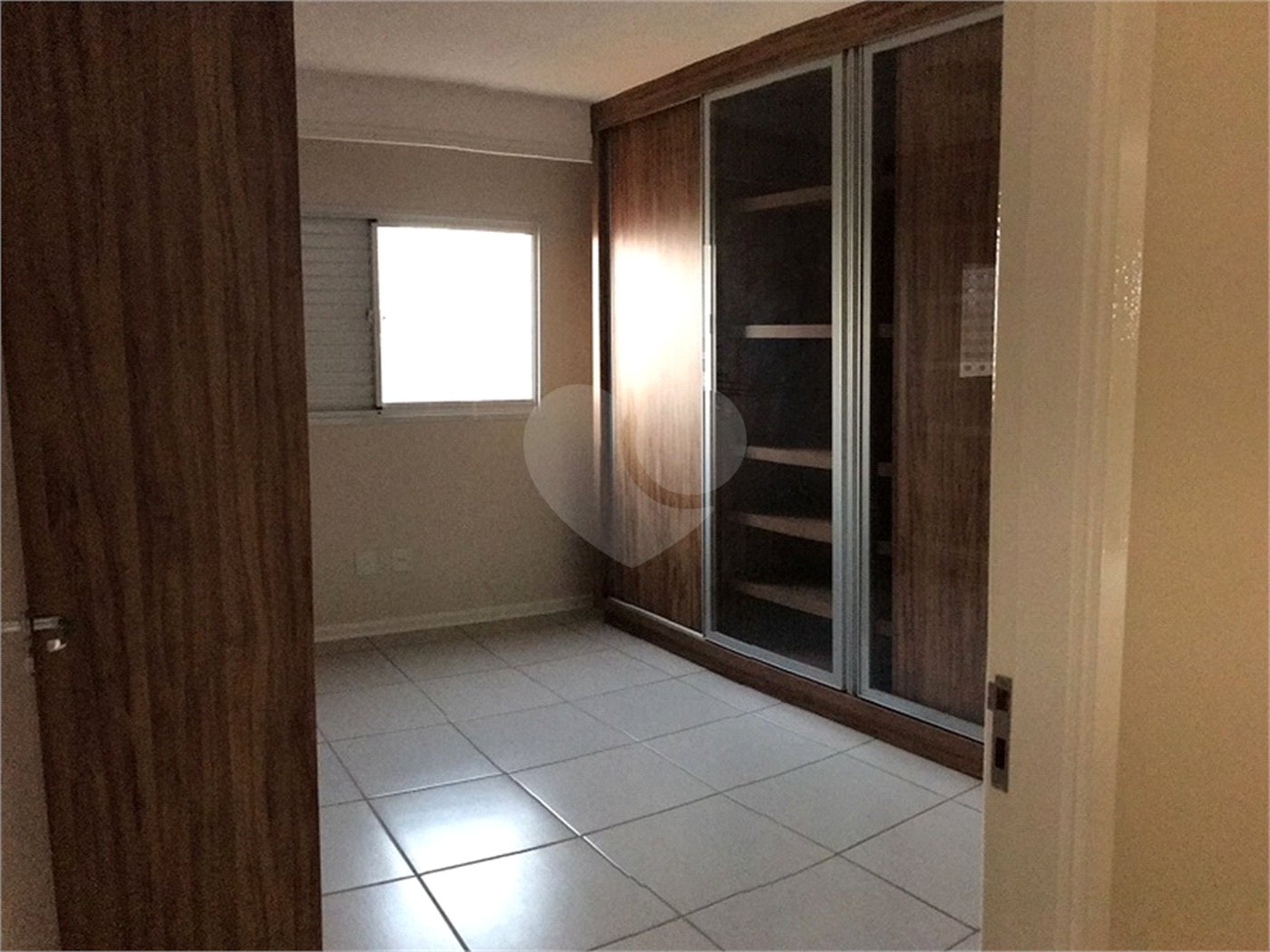 Apartamento à venda com 3 quartos, sendo 1 suíte, em Parque Campolim, Sorocaba, SP
