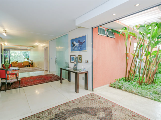 Casa Térrea à venda com 5 suítes em Alto da Boa Vista, São Paulo, SP