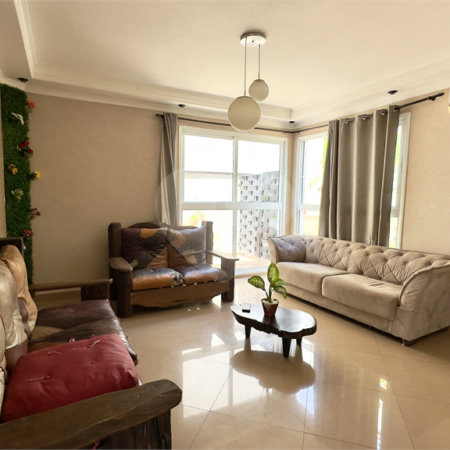 Casa à venda com 5 quartos, sendo 3 suítes, no condomínio Residencial Helvetia Park, Indaiatuba - SP