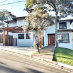 Casa à venda com 4 quartos, sendo 3 suítes, no condomínio Cantareira, Mairiporã - SP
