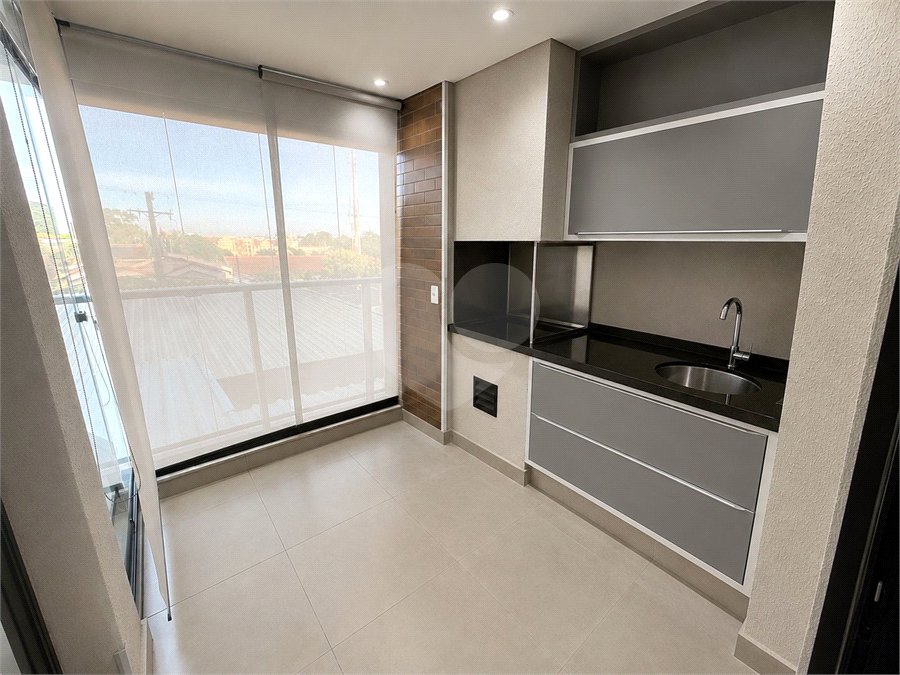 Apartamento à venda com 3 quartos, sendo 1 suíte, em Vila José Bonifácio, Araraquara, SP