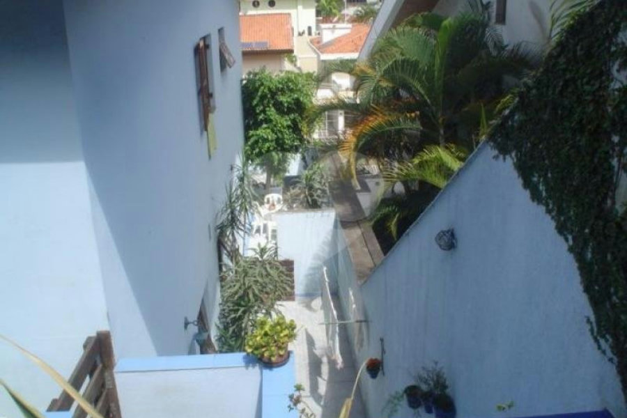 Sobrado à venda com 4 quartos, sendo 3 suítes, em Jardim São Bento, São Paulo, SP