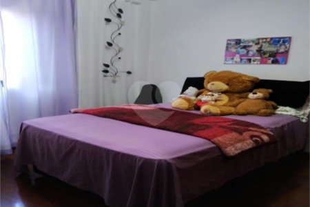 Sobrado à venda com 3 quartos, sendo 2 suítes, em Jardim Santa Emília, São Paulo, SP