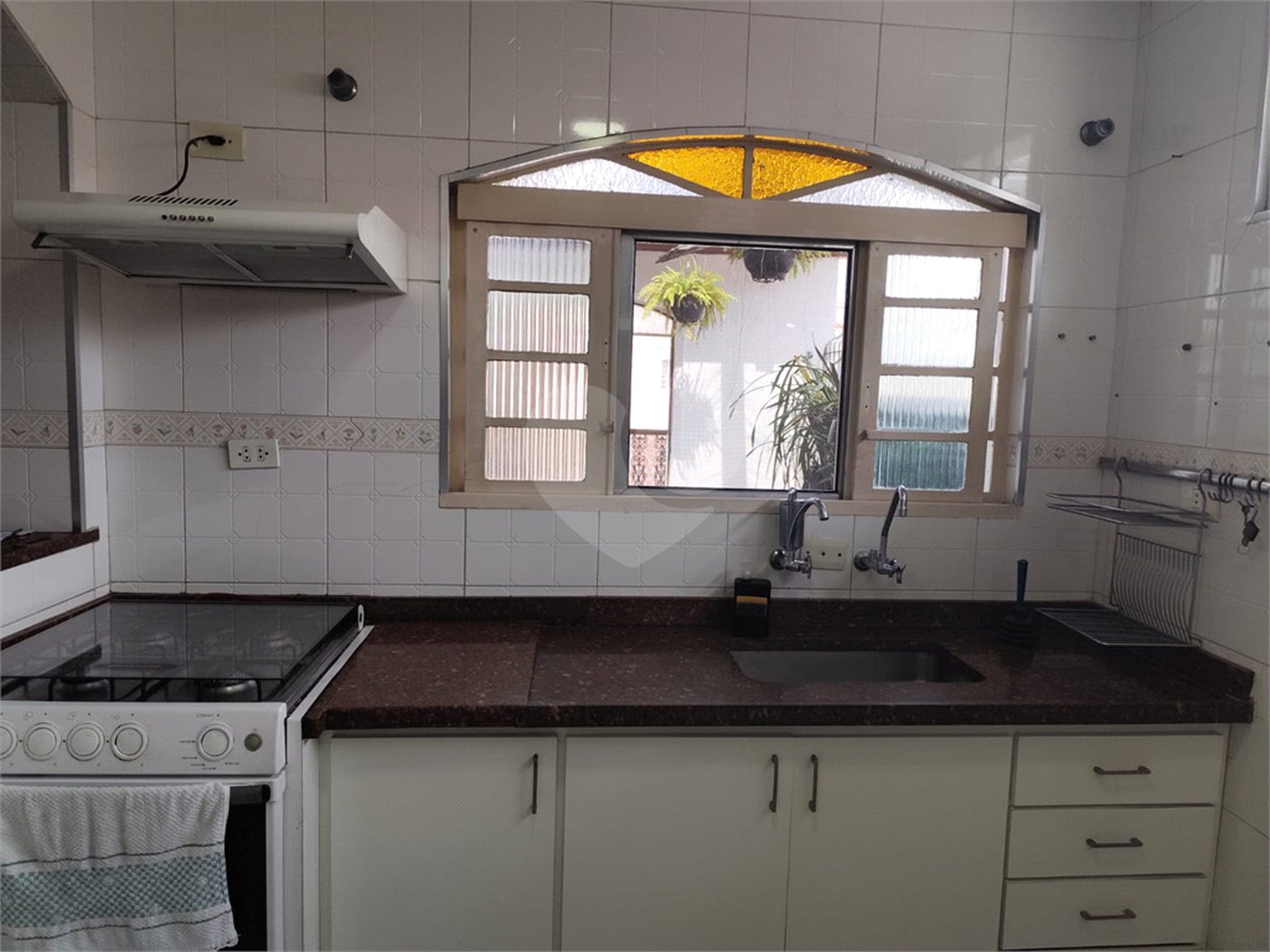 Sobrado à venda com 2 quartos em Vila Nivi, São Paulo, SP