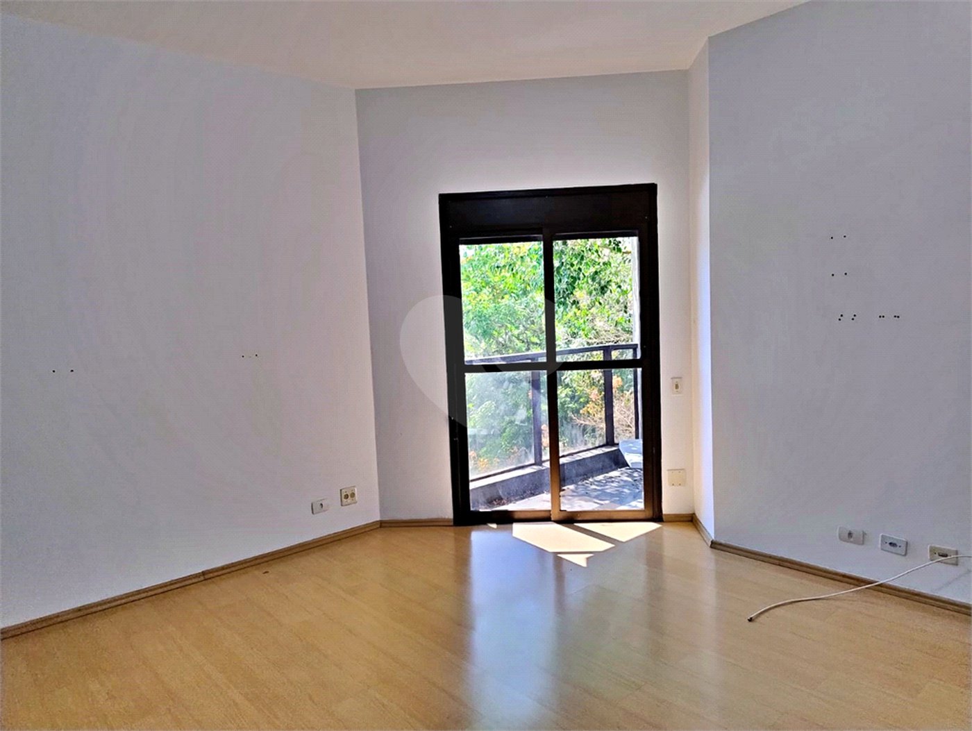 Apartamento à venda com 4 quartos, sendo 2 suítes,  em Indianópolis, São Paulo, SP