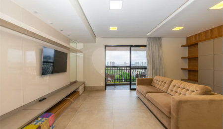 Apartamento à venda com 3 quartos, sendo 1 suíte, em Chácara Santo Antônio, São Paulo, SP