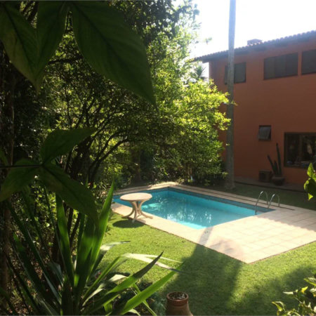 Casa à venda ou para alugar com 4 quartos, sendo 2 suítes, em Jardim Guedala, São Paulo, SP
